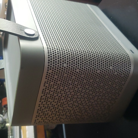 BANG & OLUFSEN BEOLIT 12 PORTABLE BLUETOOTH SPEAKER | STONE GREY. - Picture 6 of 6